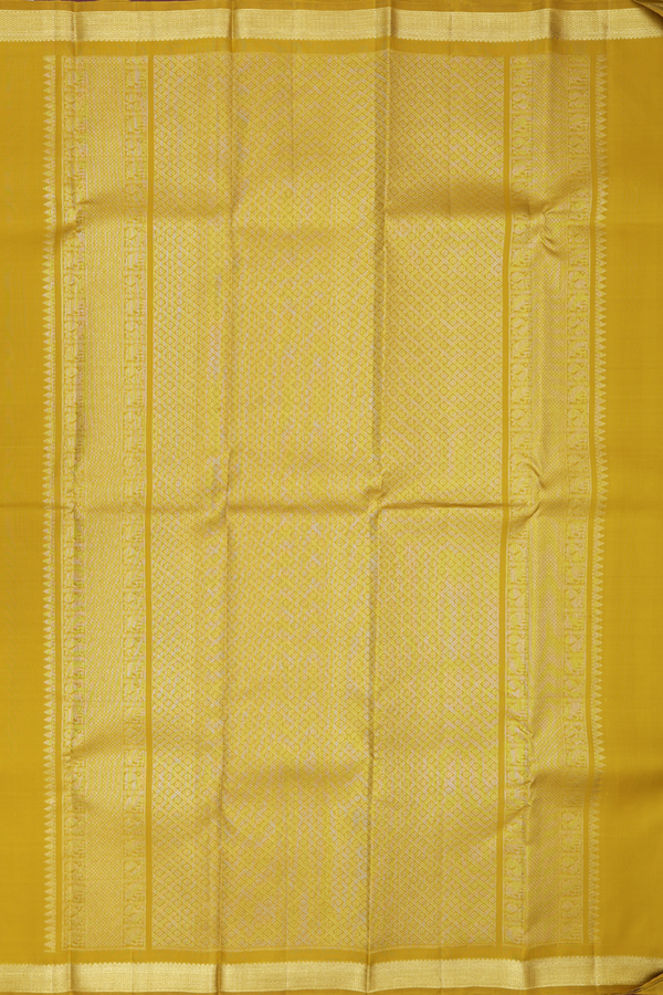 Kanchipuram Silk Saree In Sunflower Yellow With Paisley Buttas