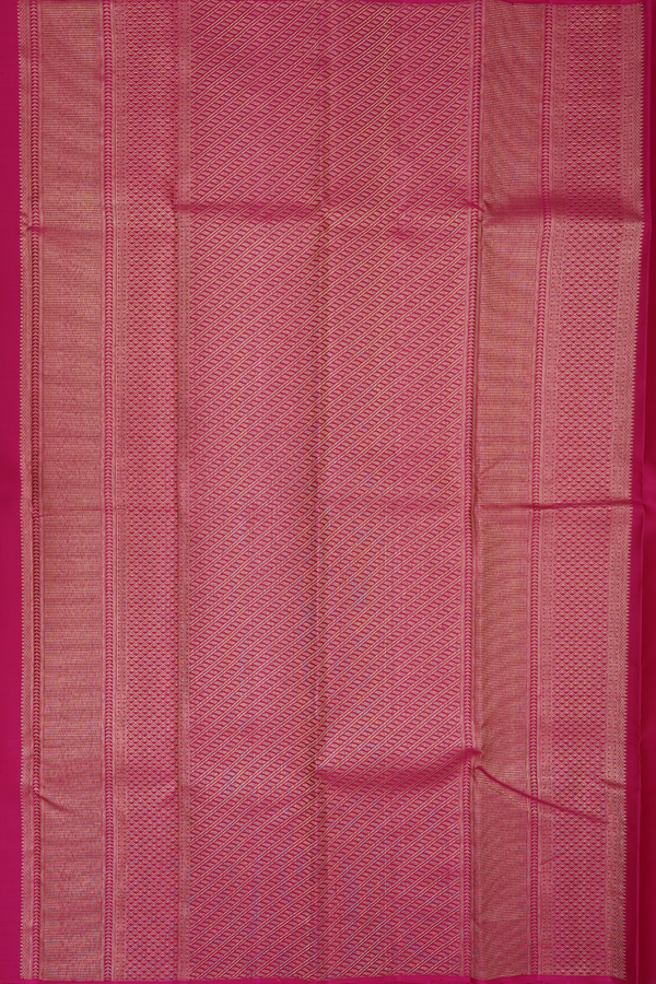 Kanchipuram Silk Saree In Dark Pink With Peacock Buttas