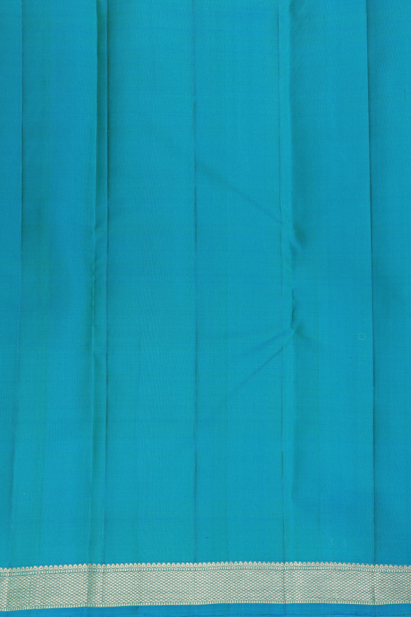 Kanchipuram Silk Saree In Dual Tone With Peacock Motifs