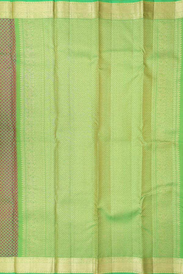 Kanchipuram Silk Saree In Green With Jacquard Pattern