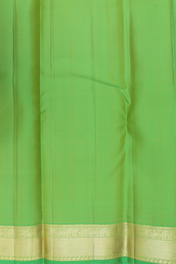 Kanchipuram Silk Saree In Green With Jacquard Pattern