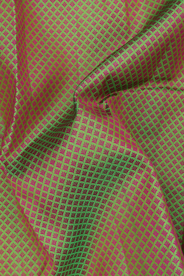 Kanchipuram Silk Saree In Green With Jacquard Pattern