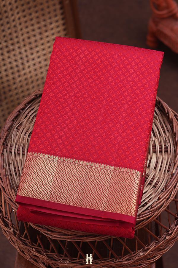 Kanchipuram Silk Saree In Red With Jacquard Pattern