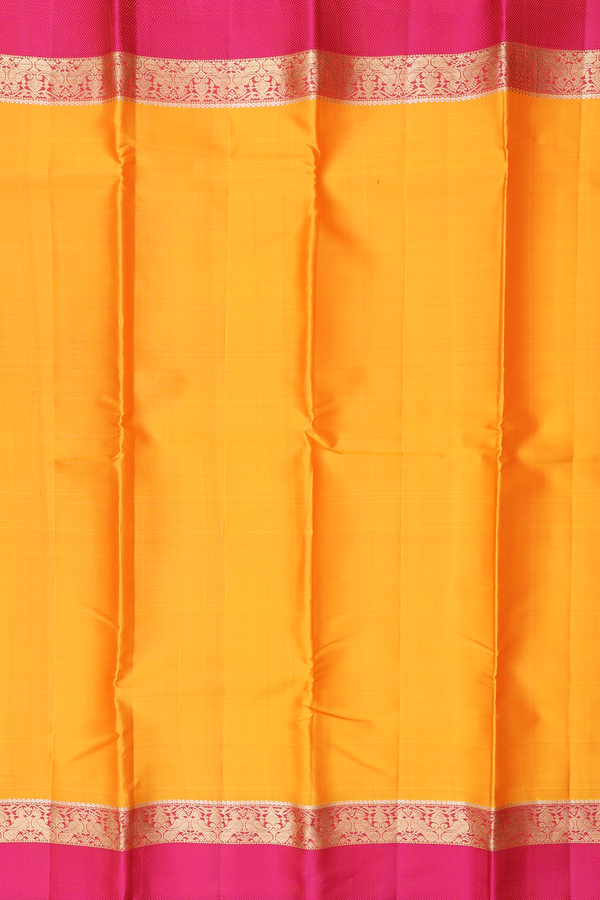 Kanchipuram Silk Saree In Yellow With Contrast Border