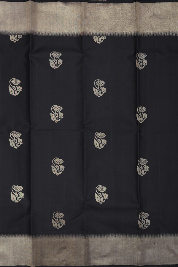 Kanchipuram Silk Saree In Black With Floral Motifs