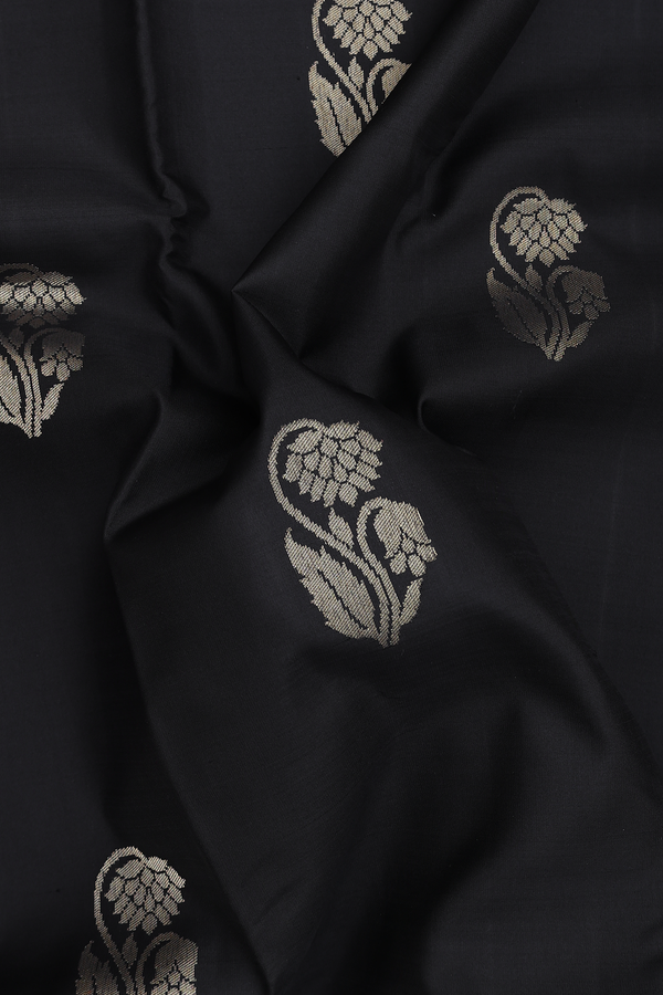 Kanchipuram Silk Saree In Black With Floral Motifs
