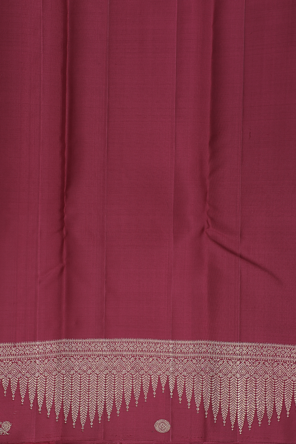 Kanchipuram Silk Saree In Crimson Red With Brocade Design
