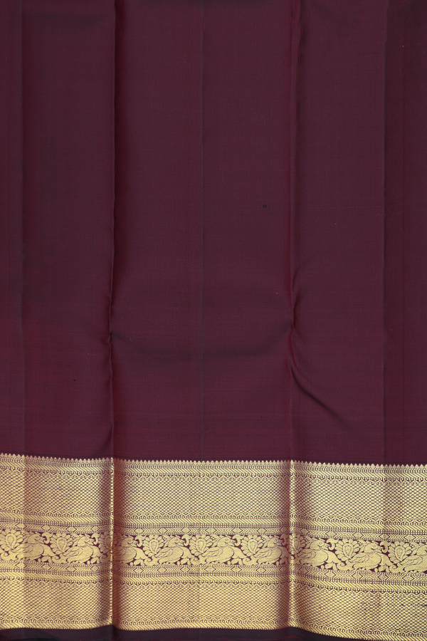 Kanchipuram Silk Saree In Maroon With Jacquard Pattern