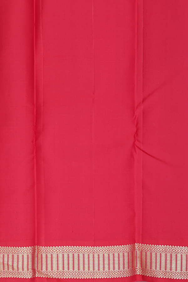 Kanchipuram Silk Saree In Cream Color With Contrast Border