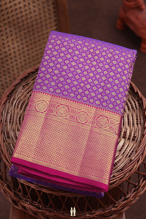 Kanchipuram Silk Saree In Purple With Brocade Design