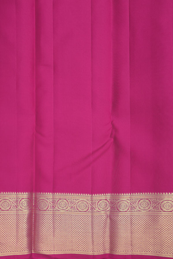 Kanchipuram Silk Saree In Purple With Brocade Design