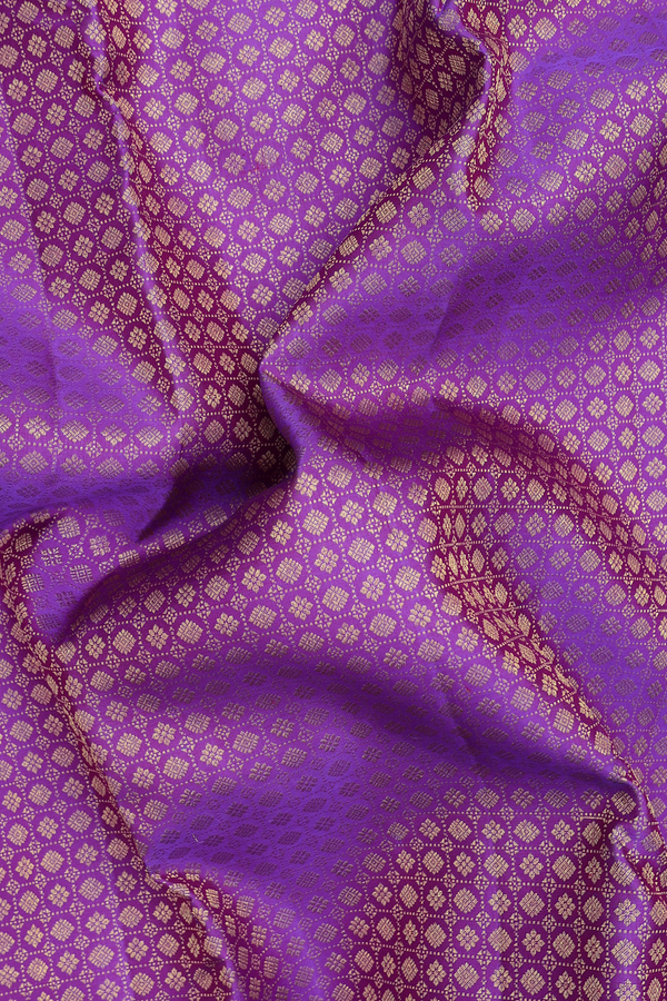 Kanchipuram Silk Saree In Purple With Brocade Design