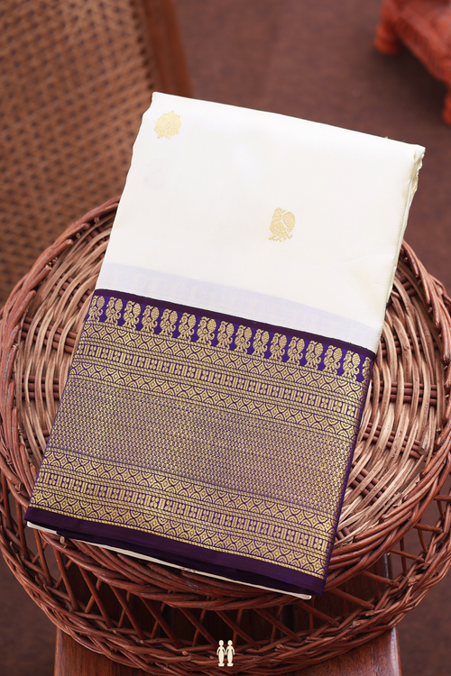 Kanchipuram Silk Saree In Off White With Peacock Buttas