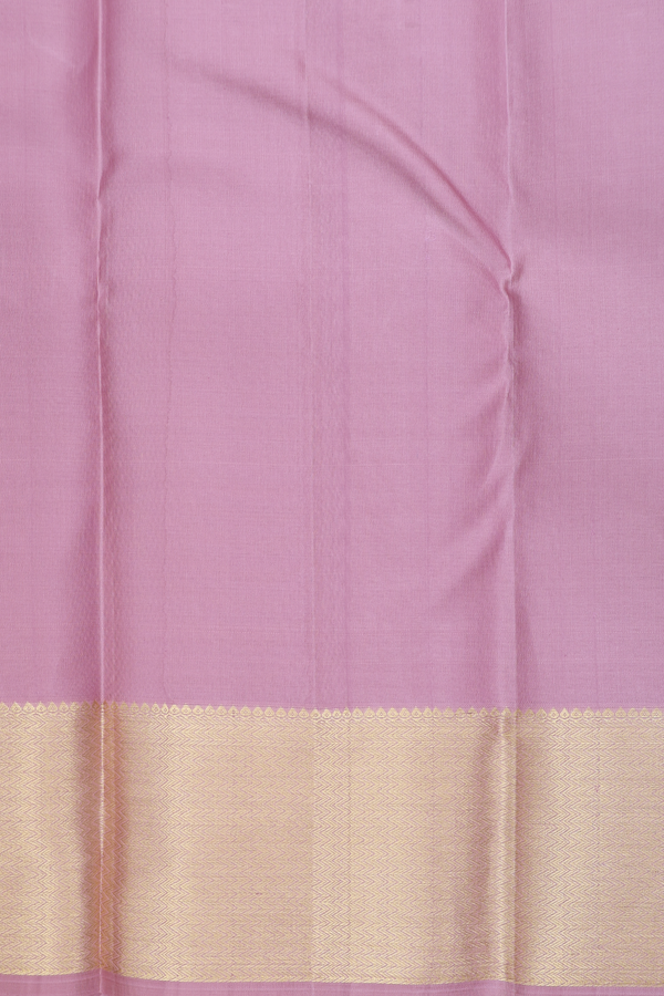 Kanchipuram Silk Saree In Dusty Pink With Chevron Design