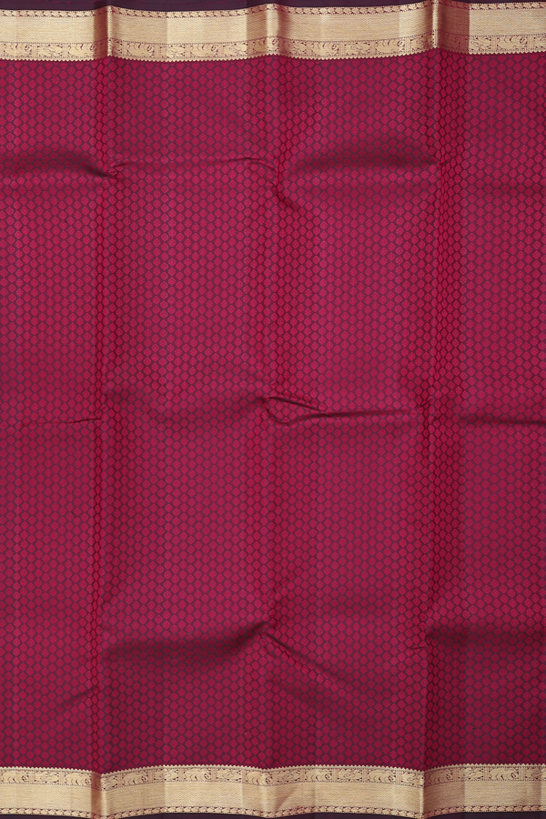 Kanchipuram Silk Saree In Red With Jacquard Pattern