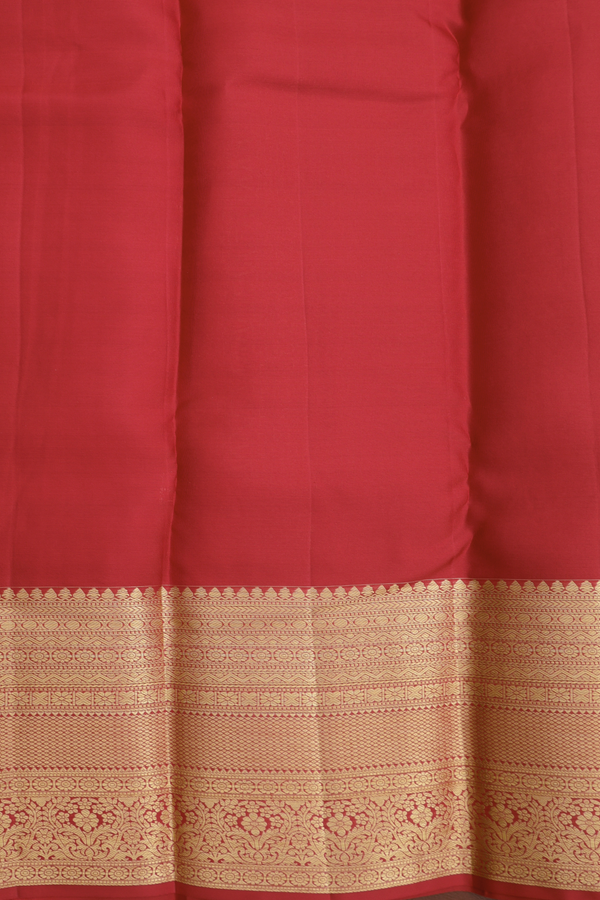 Kanchipuram Silk Saree In Scarlet Red With Brocade Design