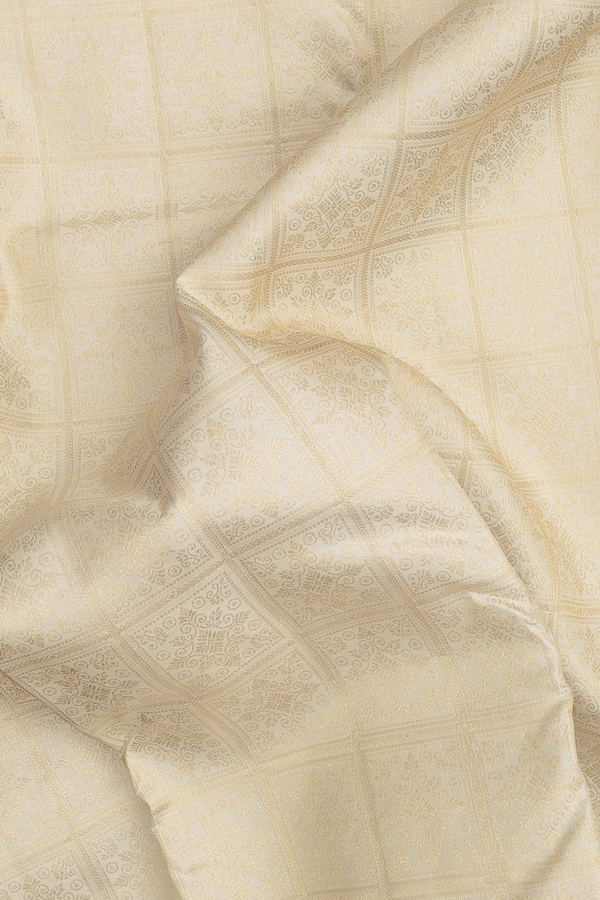 Kanchipuram Silk Saree In Off White With Brocade Design