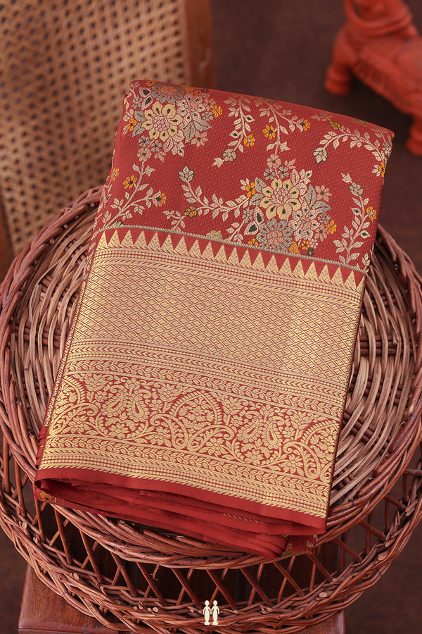 Kanchipuram Silk Saree In Red With Floral Design