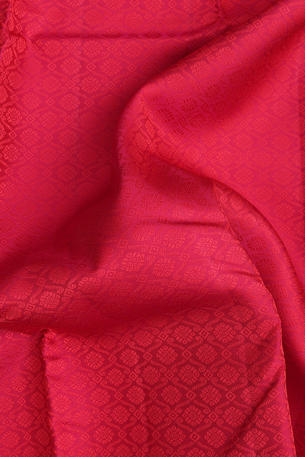 Kanchipuram Silk Saree In Scarlet Red With Jacquard Pattern
