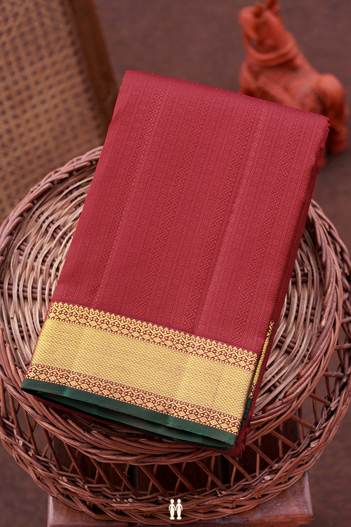 Kanchipuram Silk Saree In Crimson Red With Jacquard Pattern