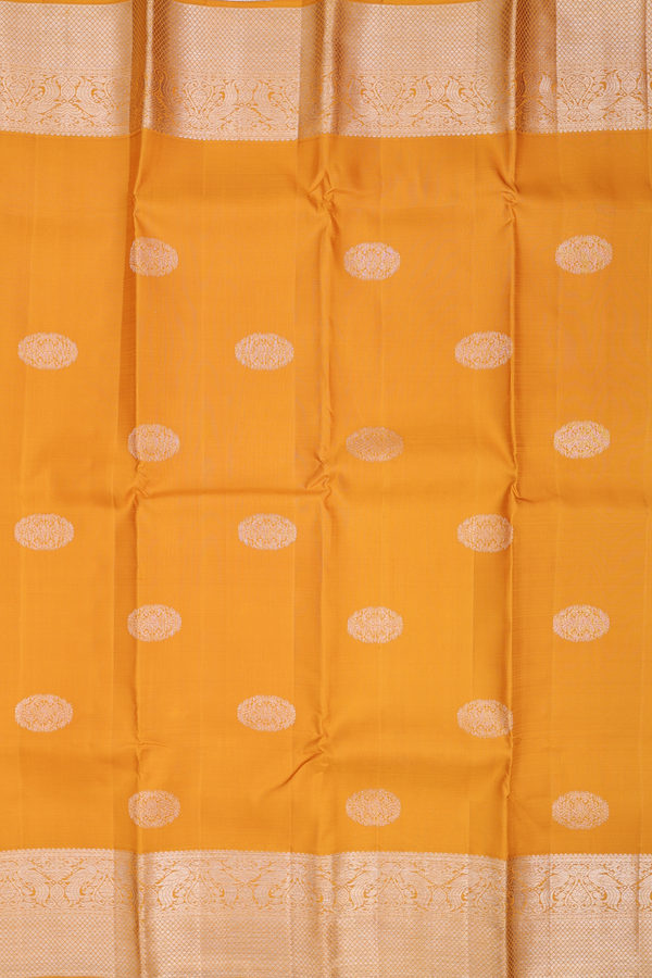 Kanchipuram Silk Saree In Yellow With Zari Motifs