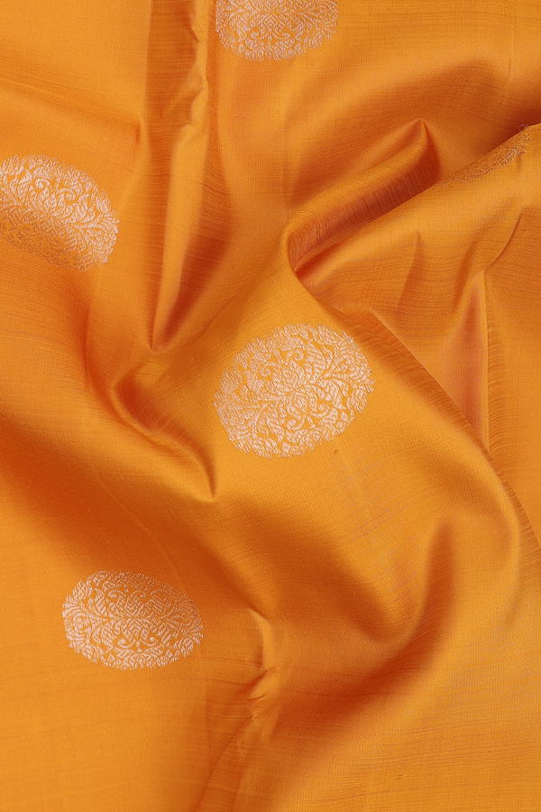 Kanchipuram Silk Saree In Yellow With Zari Motifs