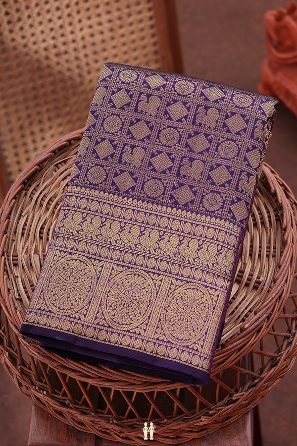 Kanchipuram Silk Saree In Navy Blue With Brocade Design