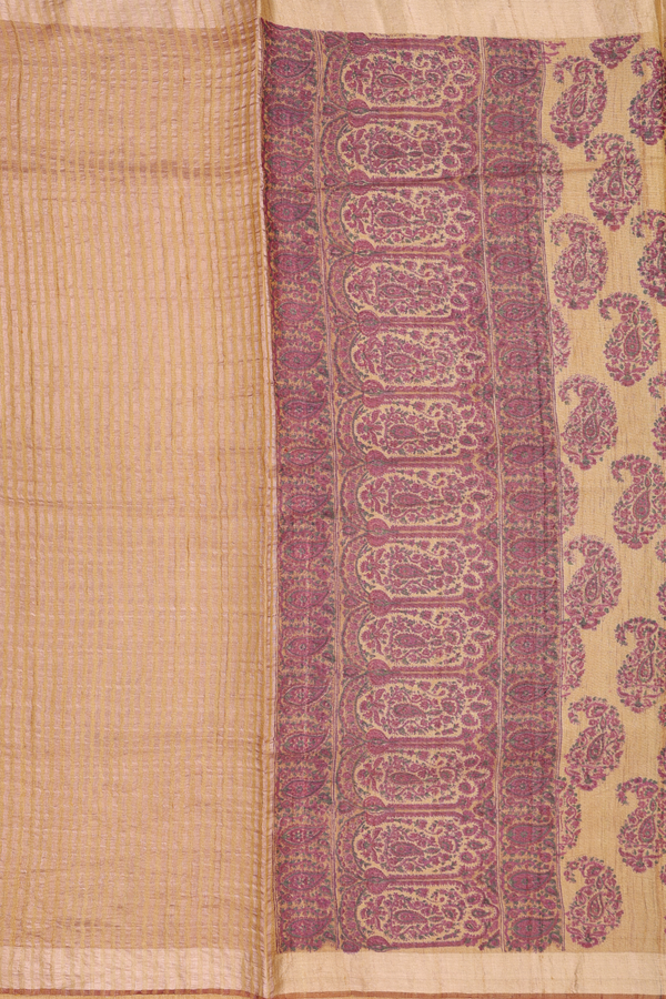 Tussar Silk Saree In Golden Yellow With Paisley Motifs