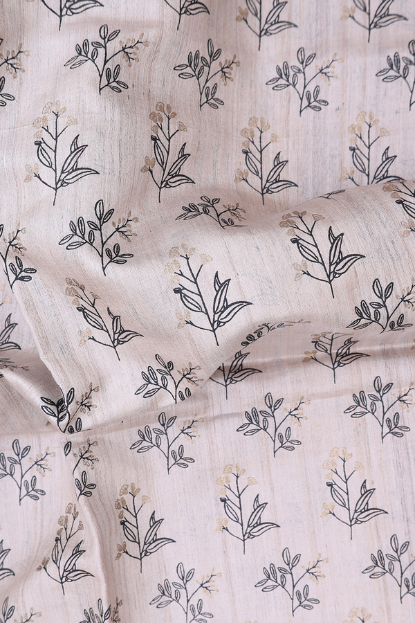 Tussar Silk Saree In Cream Color With Floral Buttas