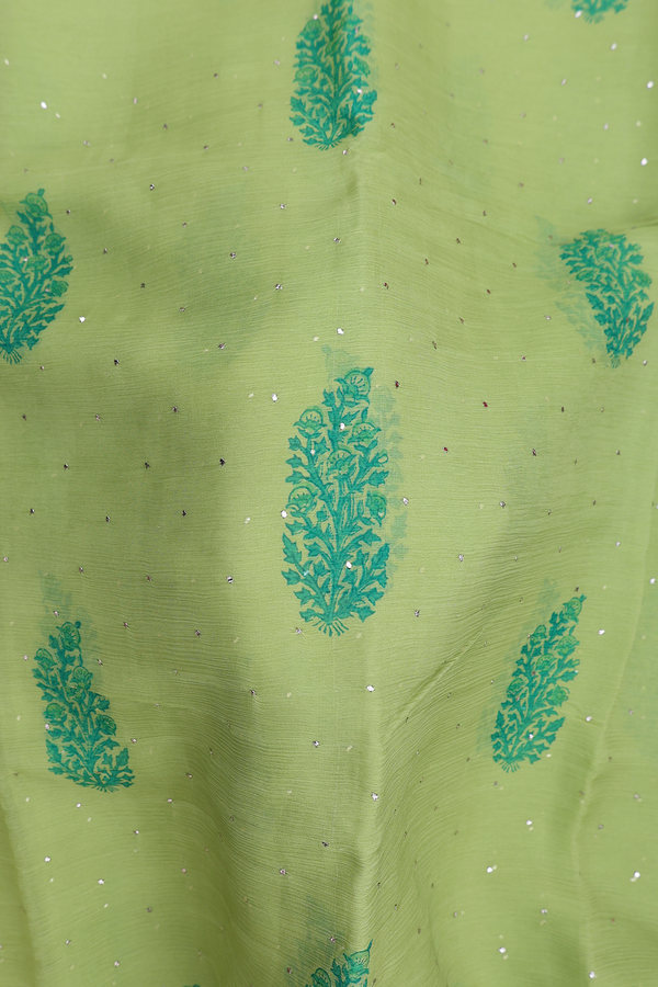 Chiffon Saree In Green With Floral Printed Design