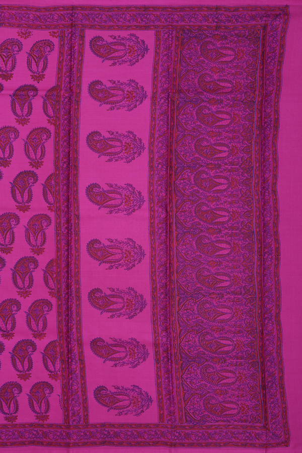 Printed Silk Saree In Purple With Paisley Motifs