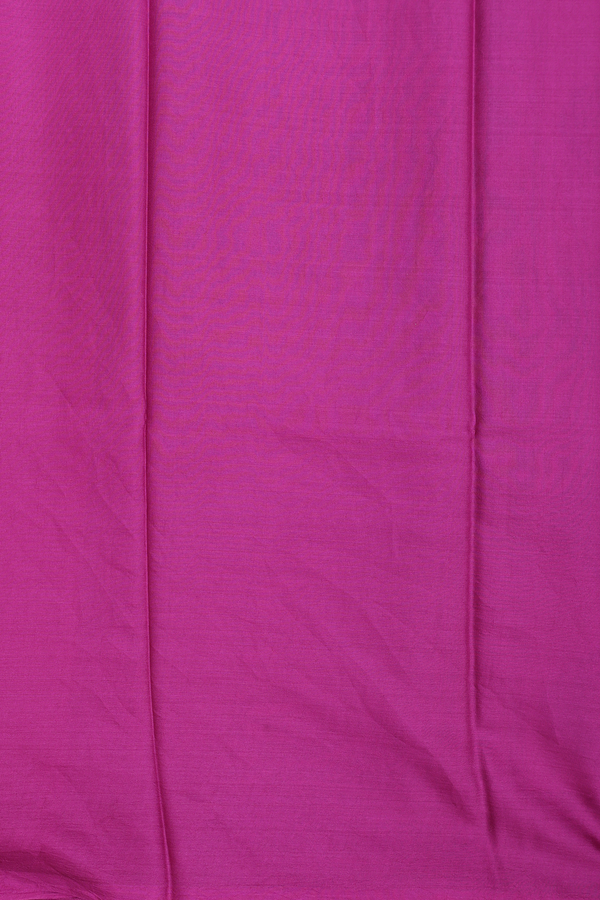 Printed Silk Saree In Purple With Paisley Motifs