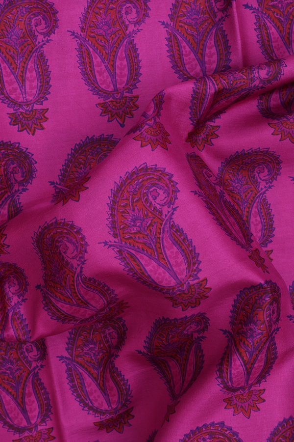 Printed Silk Saree In Purple With Paisley Motifs