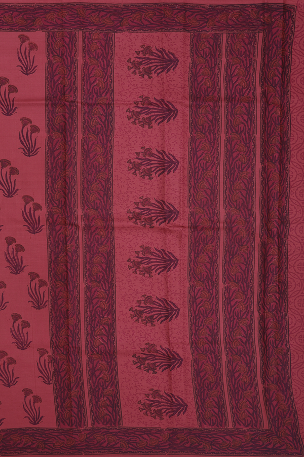Printed Silk Saree In Red With Floral Motifs