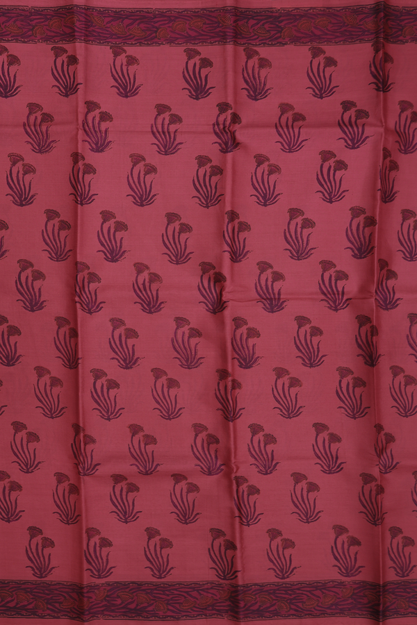 Printed Silk Saree In Red With Floral Motifs