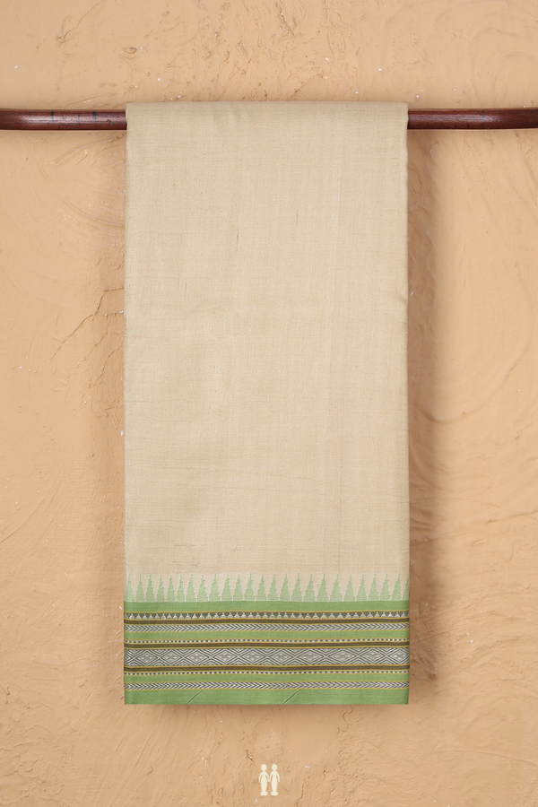 Tussar Silk Saree In Cream Color With Ganga Jamuna Border