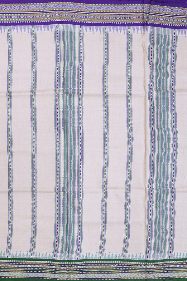 Tussar Silk Saree In Cream Color With Ganga Jamuna Border