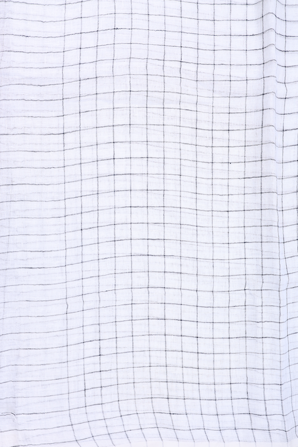 Linen Saree In White With Checks Design