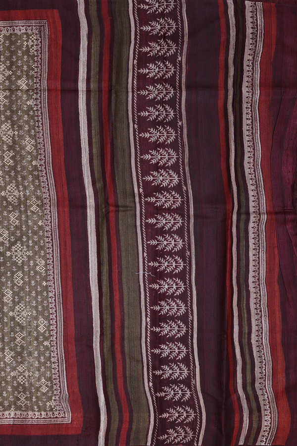 Tussar Silk Saree In Mehendi Green With Printed Design