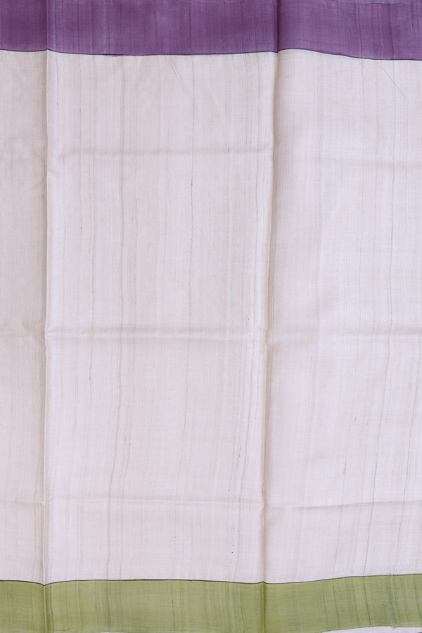 Tussar Silk Saree In Cream Color With Hand Painted Pallu