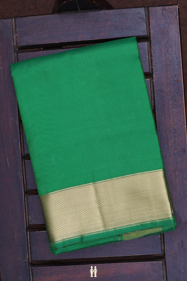 Zari Border Green Silk Dhoti With Angavastram Set