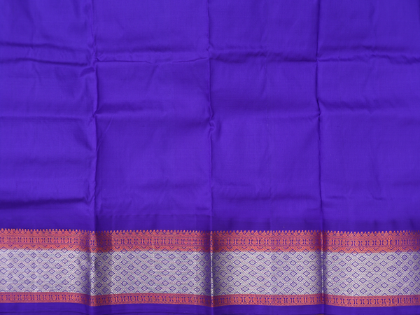 Contrast Border Green Kanchipuram Pavadai Sattai Material