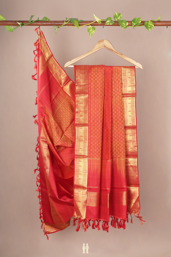 Paai Madippu Kattai Red And Yellow Kanchipuram Silk Dupatta