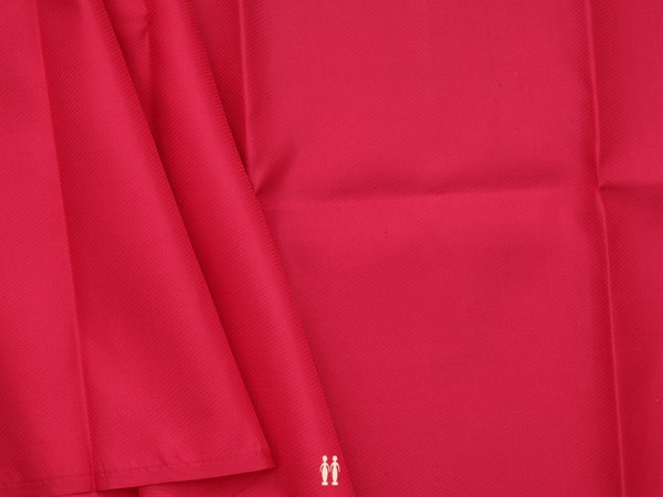 Diagonal Design Chilli Red Kanchipuram Silk Blouse Material