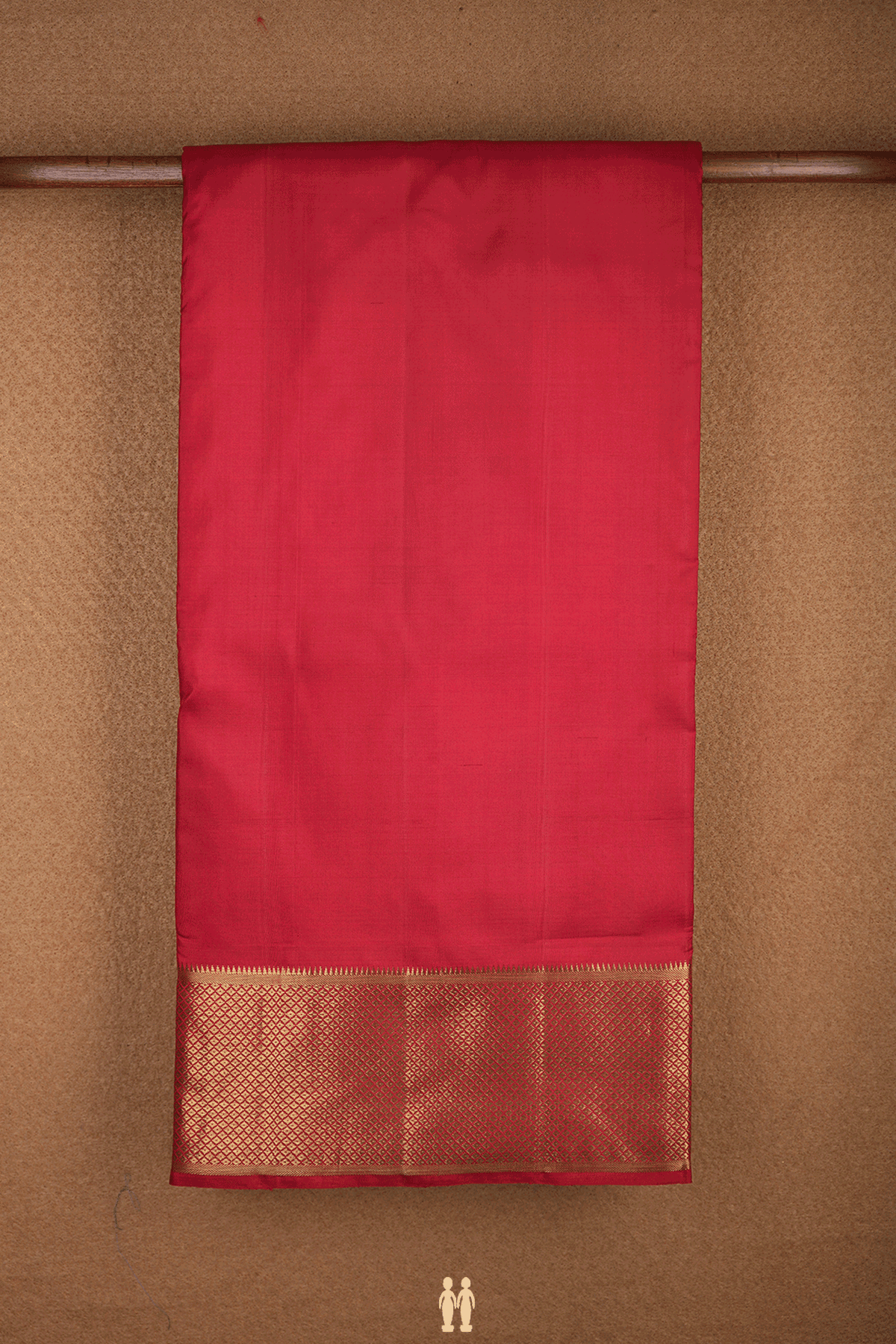 Diamond Border Plain Red Nine Yards Silk Saree