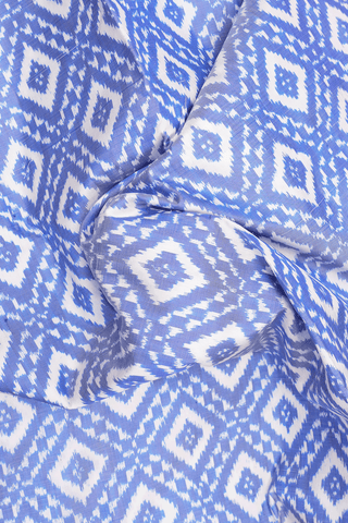 Diamond Design White And Blue Pochampally Silk Saree