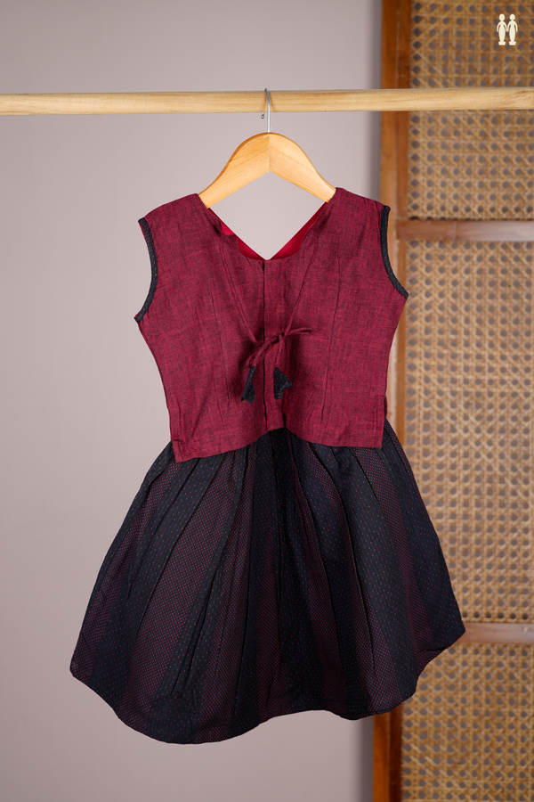 Embroidered Design Red And Black Readymade Pavadai Sattai