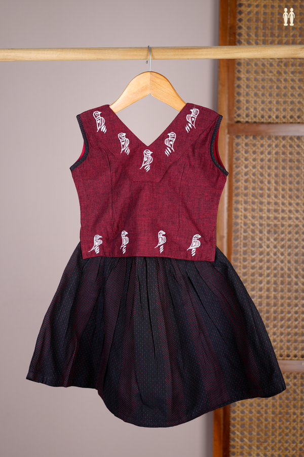 Embroidered Design Red And Black Readymade Pavadai Sattai