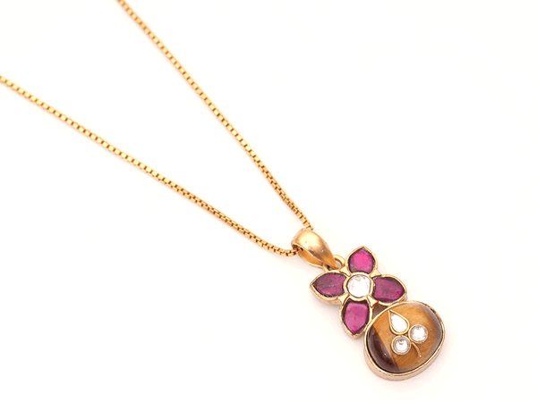 Floral Design Pendant Gold Plated Silver Chain