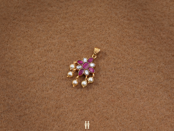 Floral Design Gold Plated Silver Pendant